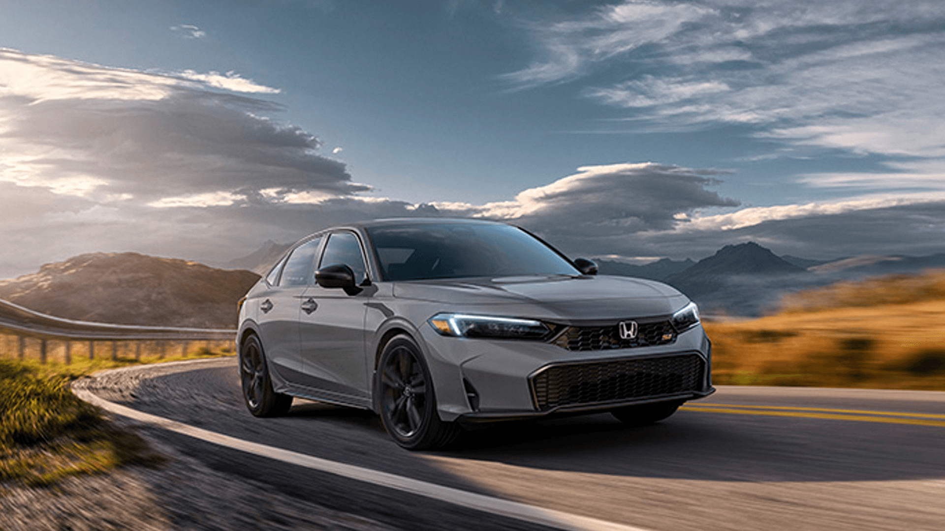 ARTICLE-KIA-K4-VS-HONDA-CIVIC-2025_comparo-civic